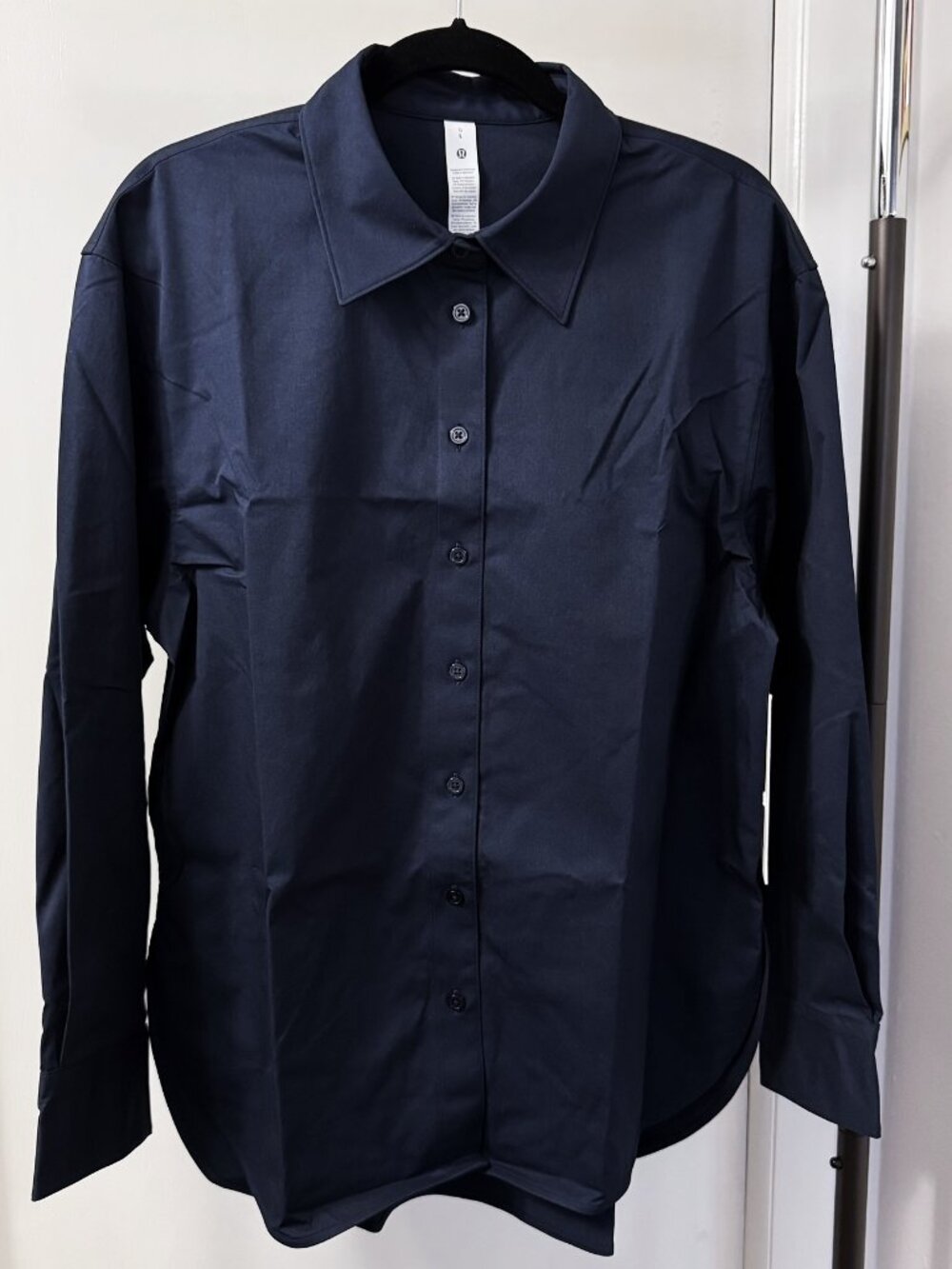 LULULEMON Woven Relaxed-Fit Button-Up Shirt True Navy 87749 - size L NWT